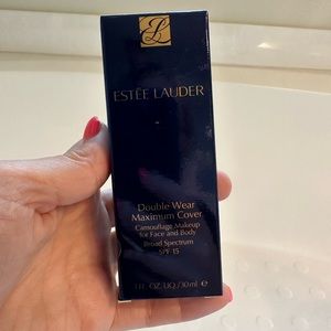 Brand new Estée Lauder Double Wear Maximum Coverage camouflage make up
